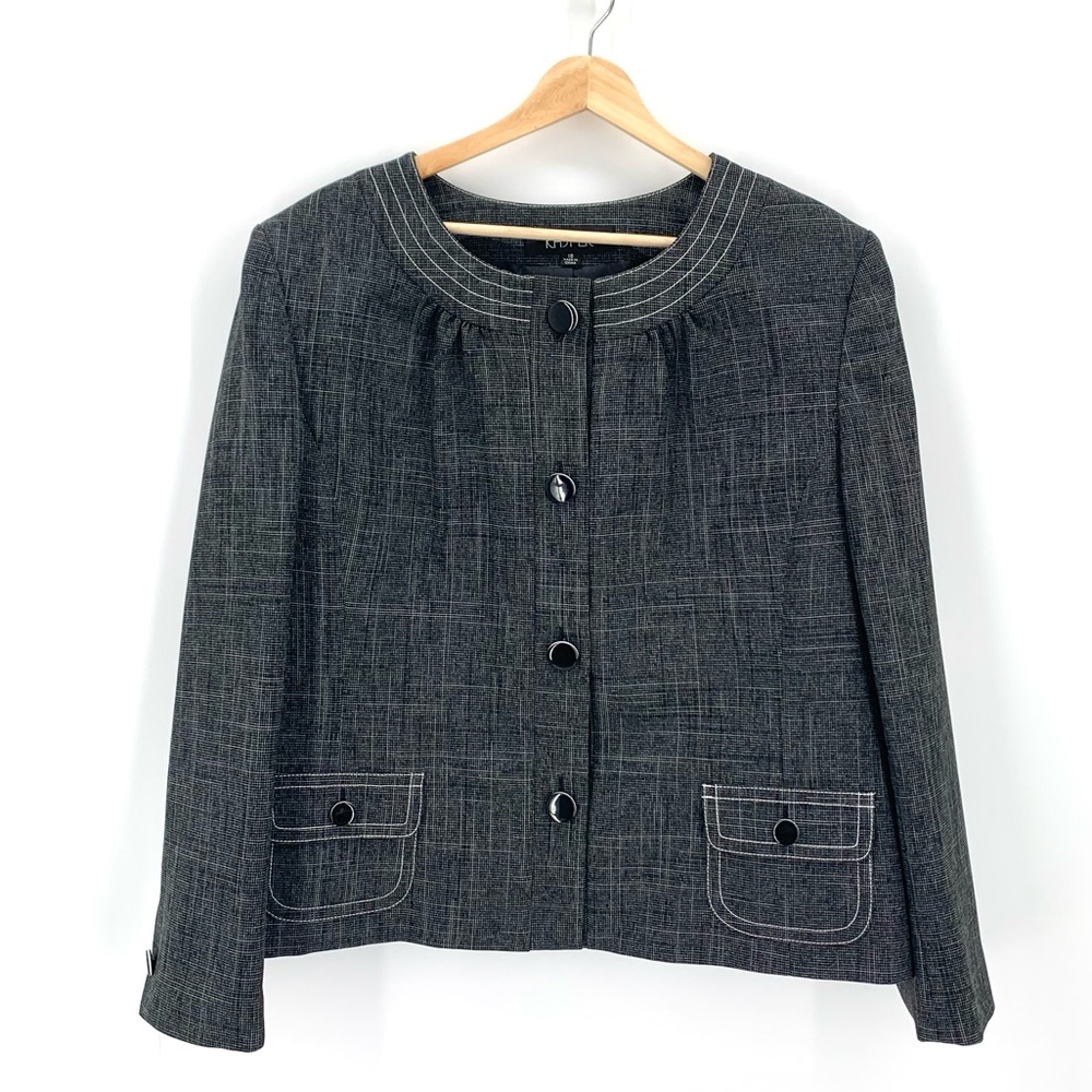 Kasper 4 Button Gray Blazer Jacket with White Contrasting Stitching Size 18